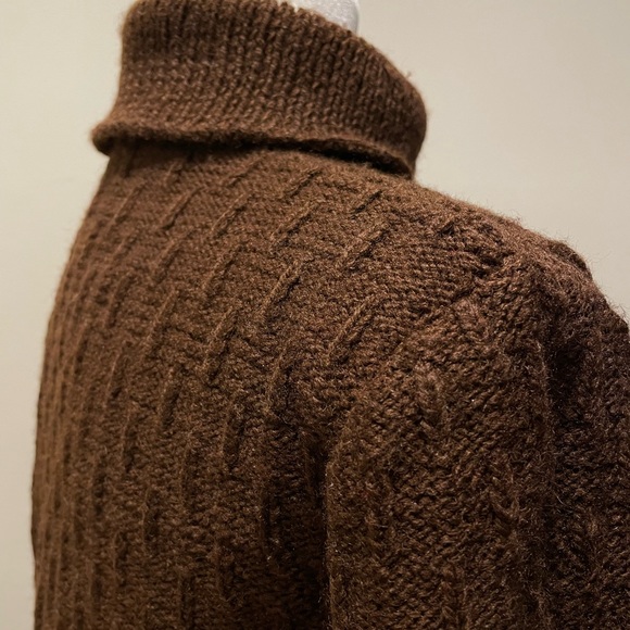 Hand Crafted Wool High Neck Fitted Sweater - M - Picture 8 of 15